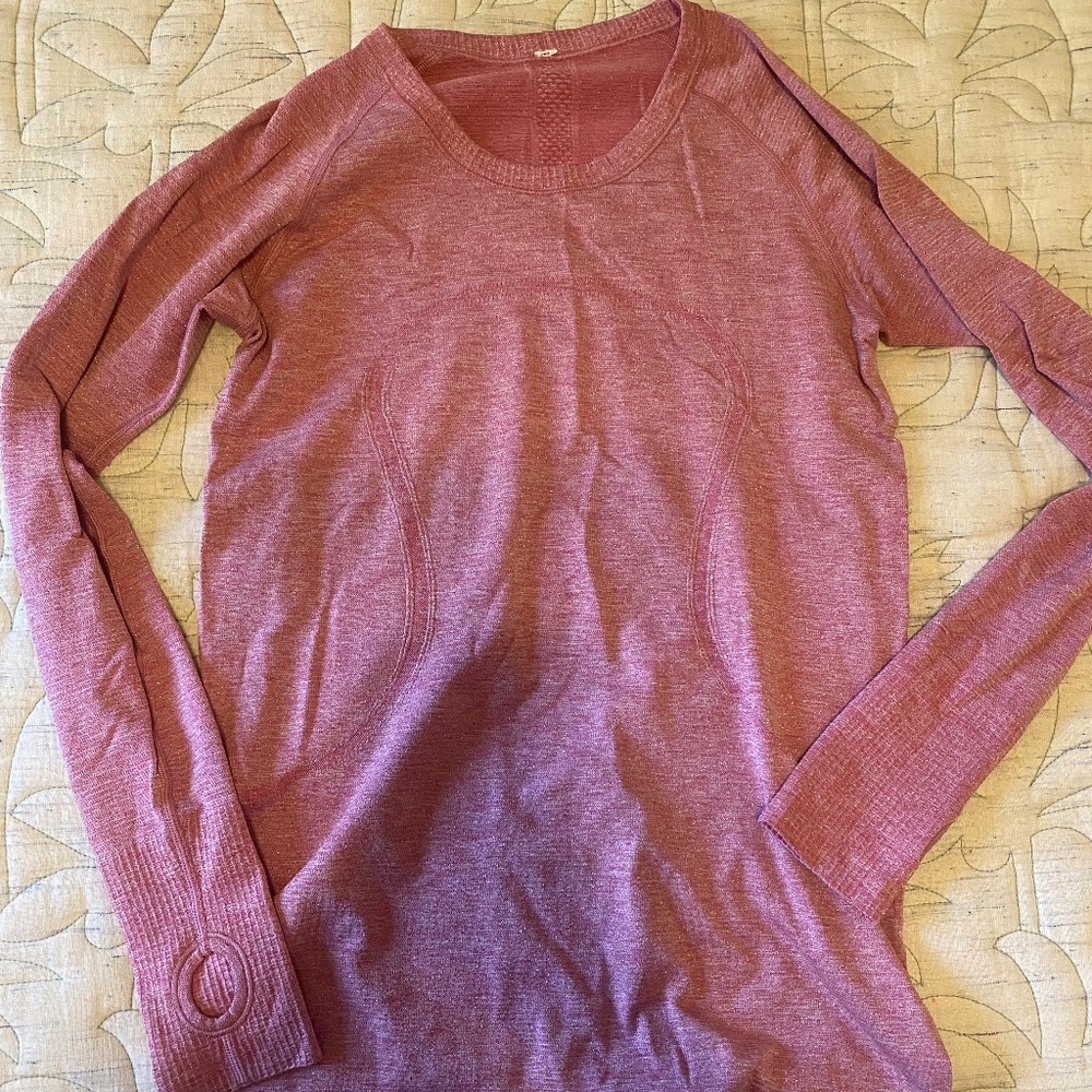 Lululemon pink sparkly running top